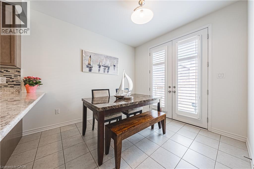 728 KENNEDY Circle W, Milton, Ontario, L9E1R9 — Photo 15