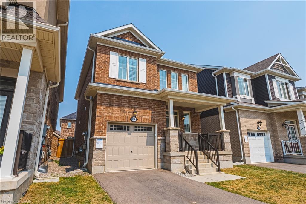 728 KENNEDY Circle W, Milton, Ontario, L9E1R9 — Photo 2