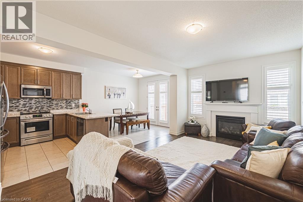 728 KENNEDY Circle W, Milton, Ontario, L9E1R9 — Photo 20