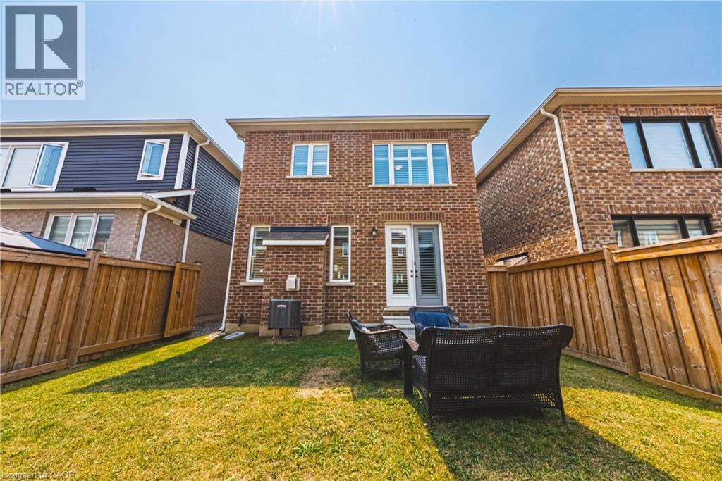 728 KENNEDY Circle W, Milton, Ontario, L9E1R9 — Photo 41