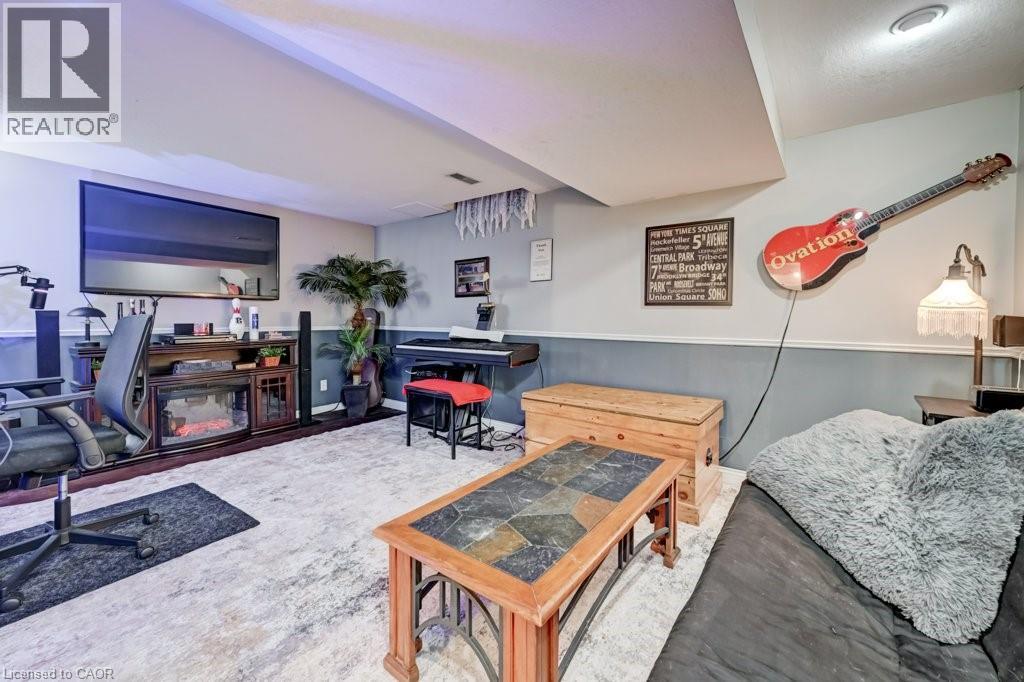 235 FERGUSON Avenue Unit# 45, Cambridge, Ontario, N1R6G1 — Photo 23