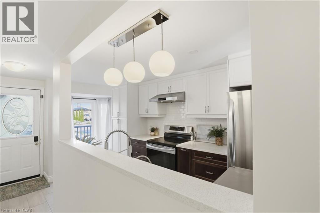 530B ROSEMEADOW Crescent, Waterloo, Ontario, N2T2A1 — Photo 9