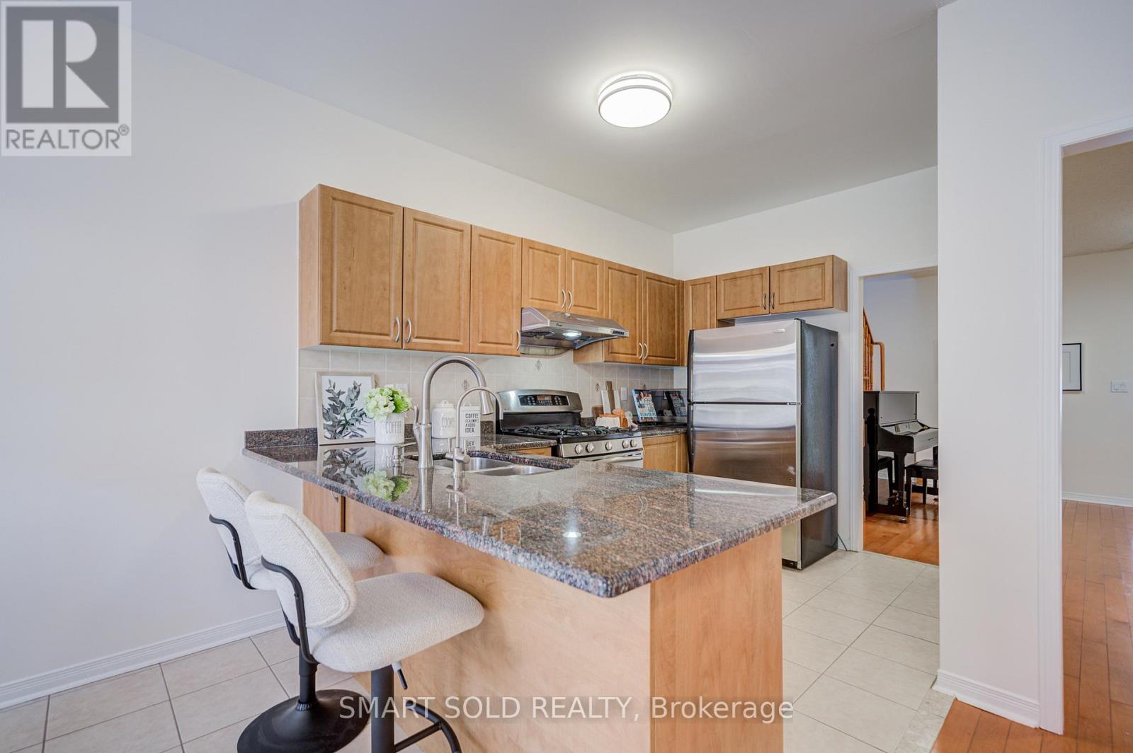 28 CATALPA CRESCENT, Vaughan (Patterson), Ontario, L6A0R6 — Photo 17