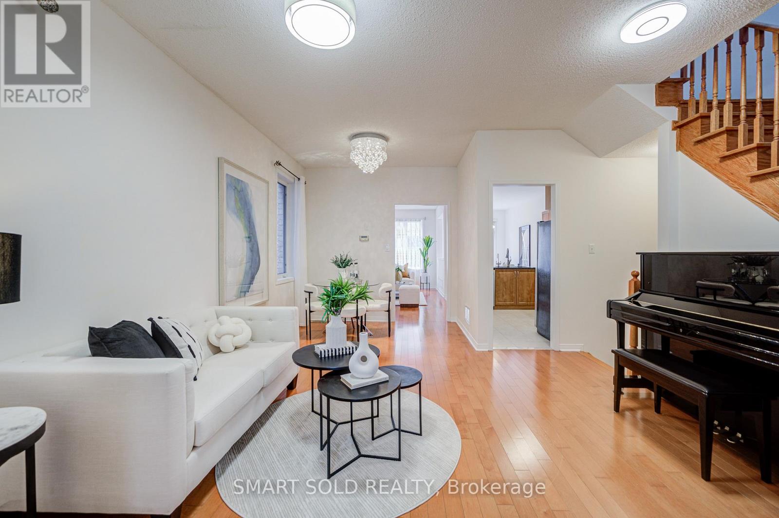 28 CATALPA CRESCENT, Vaughan (Patterson), Ontario, L6A0R6 — Photo 8