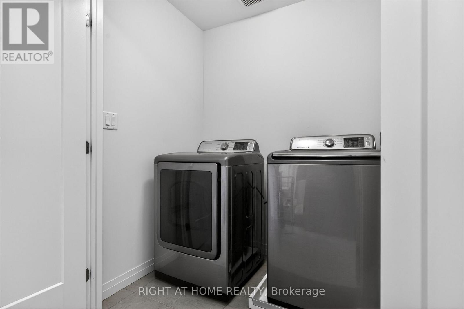 26 GREENWICH AVENUE, Hamilton (Stoney Creek Mountain), Ontario, L8J0L5 — Photo 15