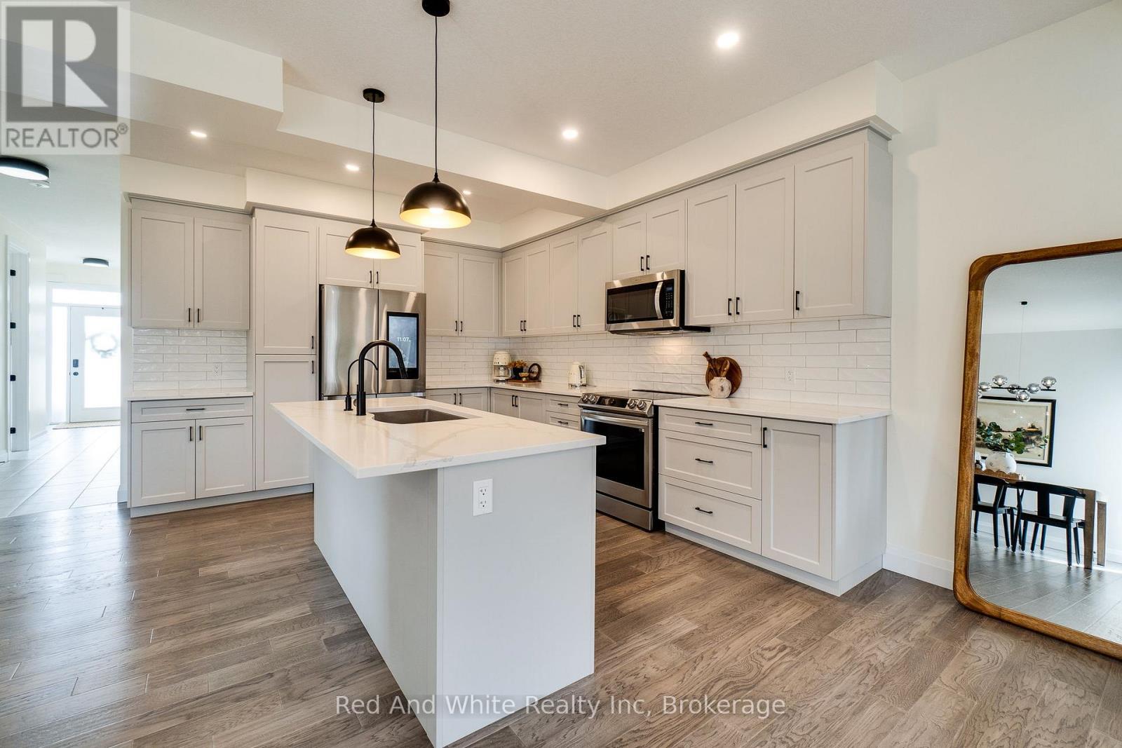 126 FOREST CREEK DRIVE, Kitchener, Ontario, N2R0M1 — Photo 11