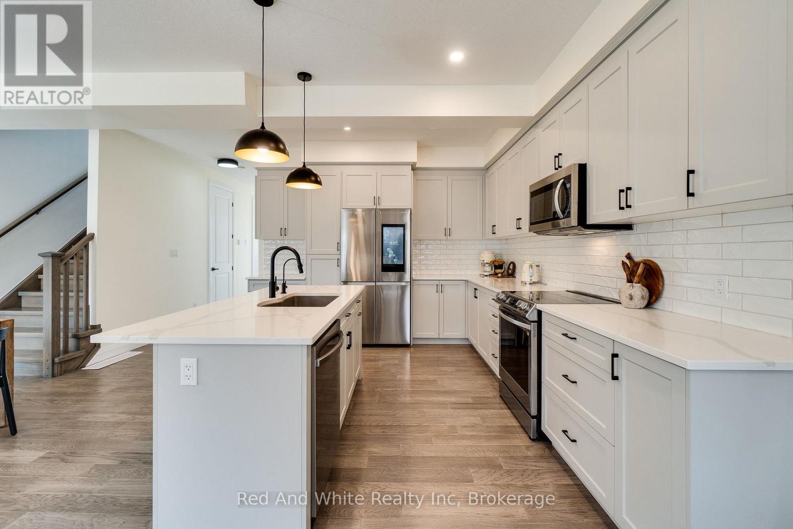 126 FOREST CREEK DRIVE, Kitchener, Ontario, N2R0M1 — Photo 12