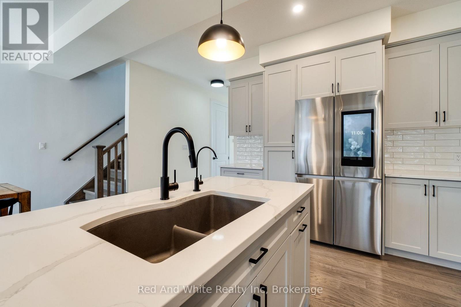 126 FOREST CREEK DRIVE, Kitchener, Ontario, N2R0M1 — Photo 14