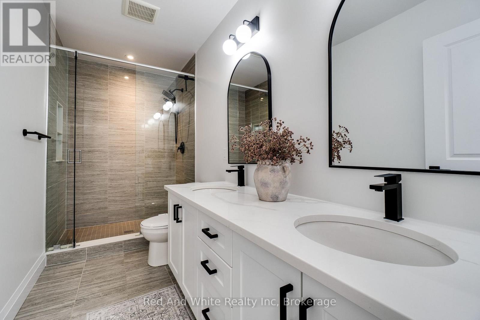 126 FOREST CREEK DRIVE, Kitchener, Ontario, N2R0M1 — Photo 26