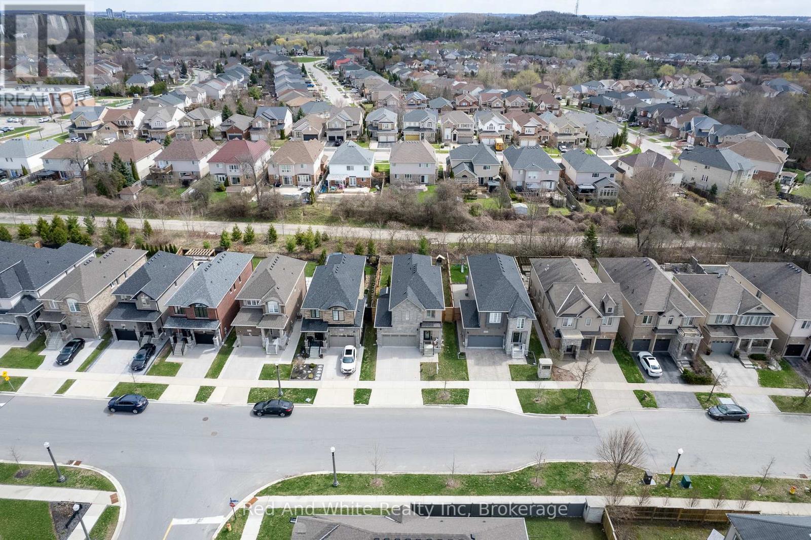 126 FOREST CREEK DRIVE, Kitchener, Ontario, N2R0M1 — Photo 44