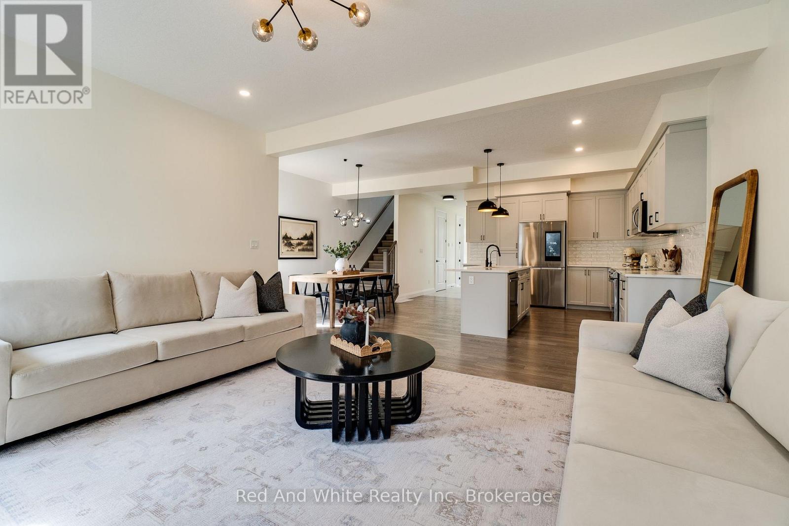 126 FOREST CREEK DRIVE, Kitchener, Ontario, N2R0M1 — Photo 8