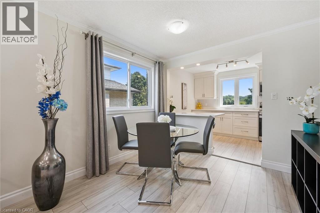 97 BECHTEL Drive, Kitchener, Ontario, N2P1S7 — Photo 12