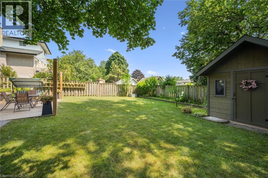 97 BECHTEL Drive, Kitchener, Ontario, N2P1S7 — Photo 35