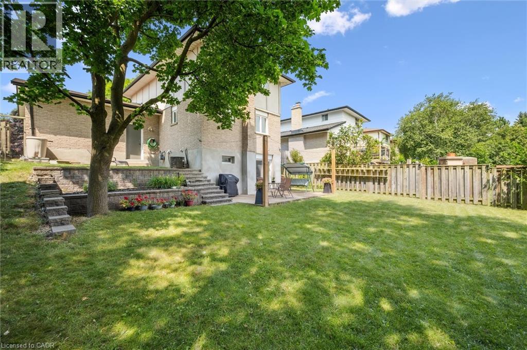 97 BECHTEL Drive, Kitchener, Ontario, N2P1S7 — Photo 36