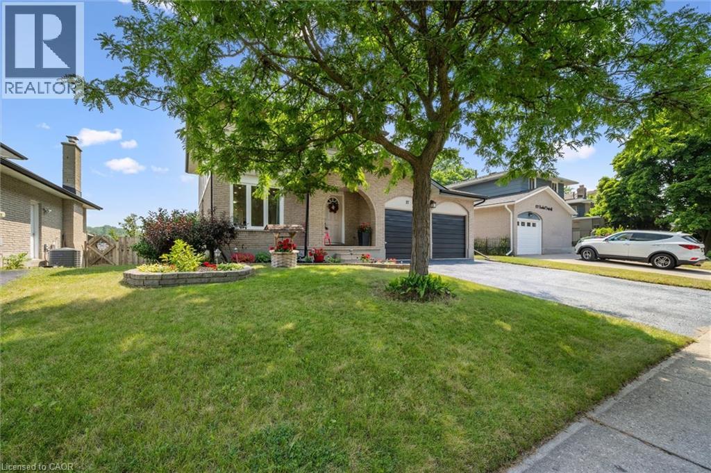 97 BECHTEL Drive, Kitchener, Ontario, N2P1S7 — Photo 5