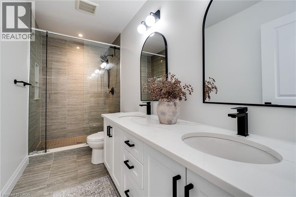 126 FOREST CREEK Drive, Kitchener, Ontario, N2R0M1 — Photo 28