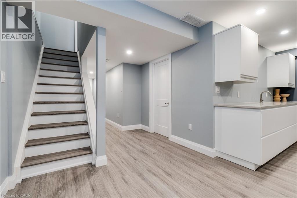 126 FOREST CREEK Drive, Kitchener, Ontario, N2R0M1 — Photo 38