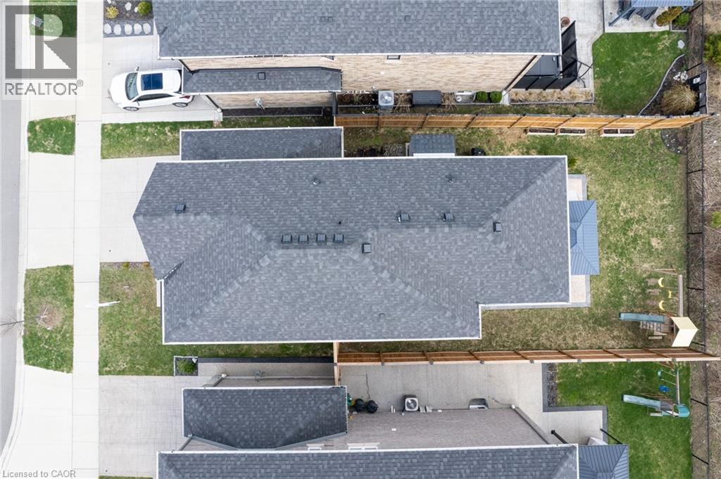 126 FOREST CREEK Drive, Kitchener, Ontario, N2R0M1 — Photo 48