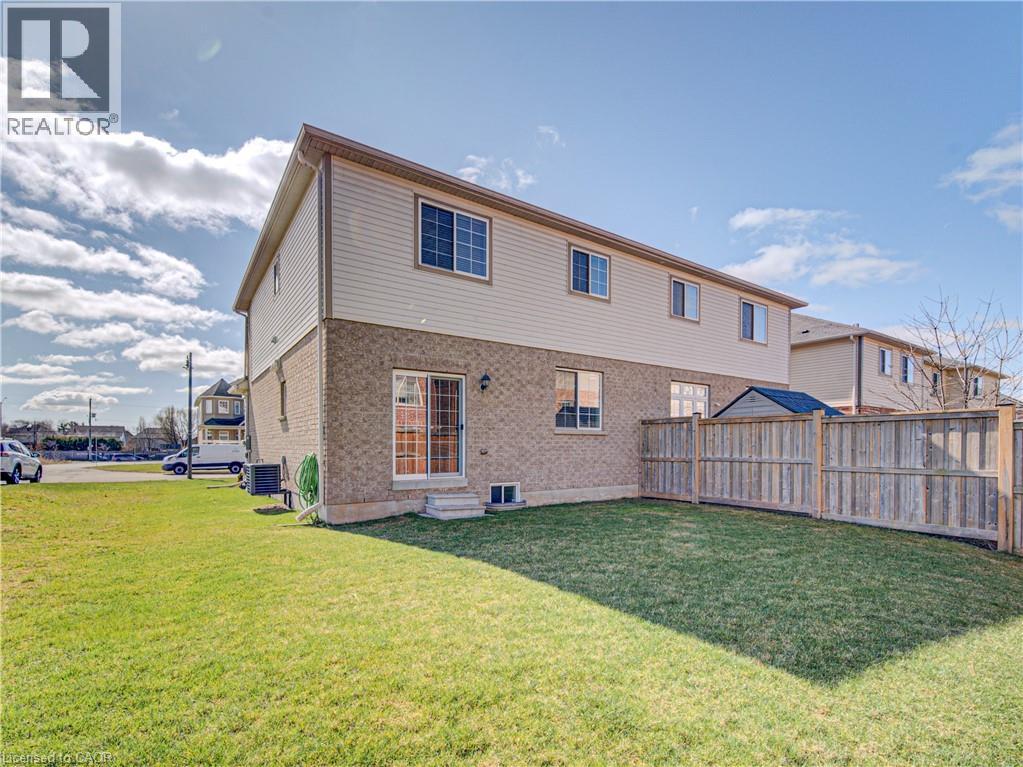 13 RUSK Terrace, Waterdown, Ontario, L8B0W2 — Photo 32