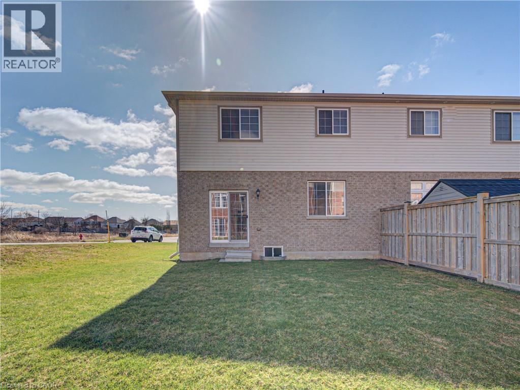 13 RUSK Terrace, Waterdown, Ontario, L8B0W2 — Photo 33