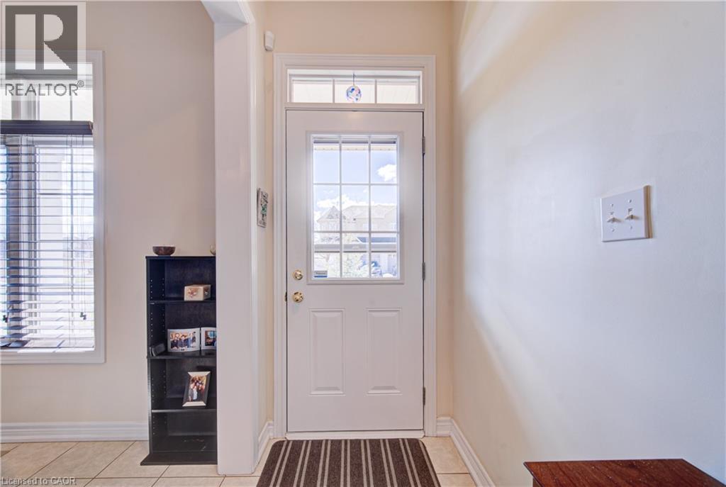 13 RUSK Terrace, Waterdown, Ontario, L8B0W2 — Photo 7