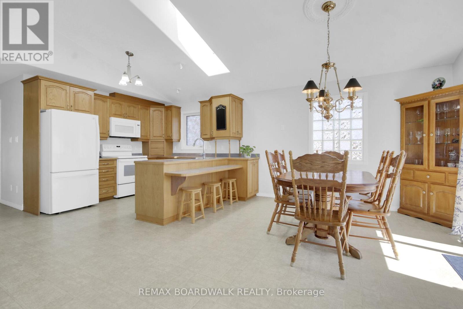 6658 BENOIT STREET, Ottawa, Ontario, K1C1J6 — Photo 9