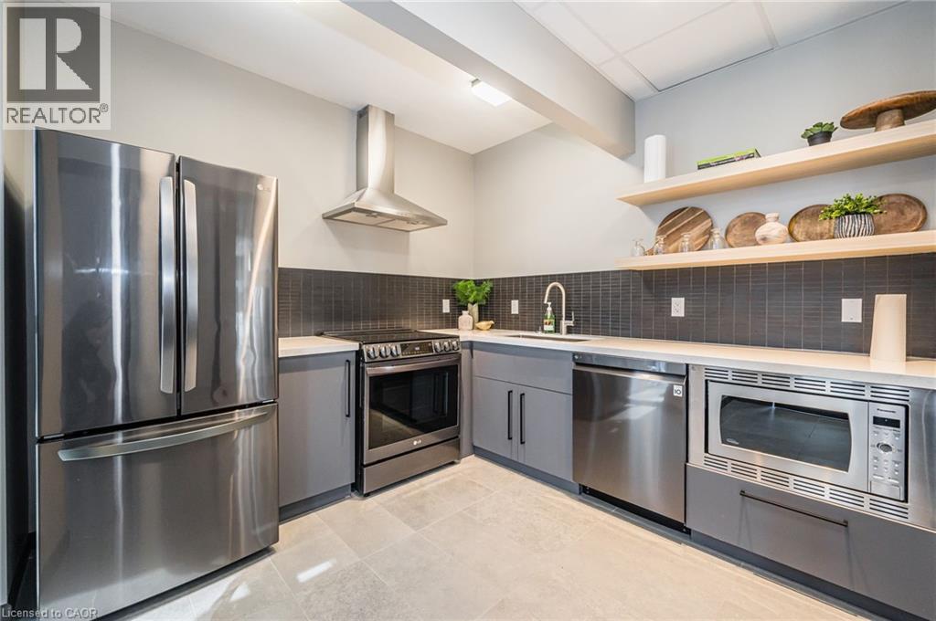 108 GARMENT Street Unit# 2512, Kitchener, Ontario, N2G0E2 — Photo 35