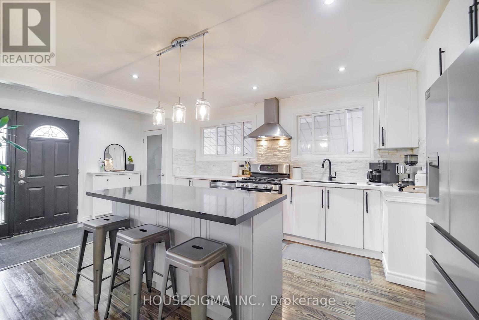 919 CENTRAL PARK BOULEVARD N, Oshawa (Centennial), Ontario, L1G6V8 — Photo 8