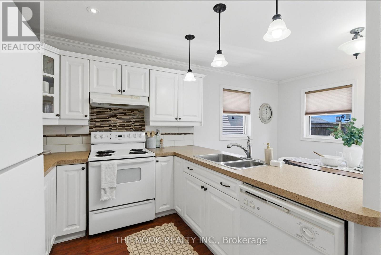 24 BIRCH CRESCENT, Ajax (Central), Ontario, L1S1X5 — Photo 15