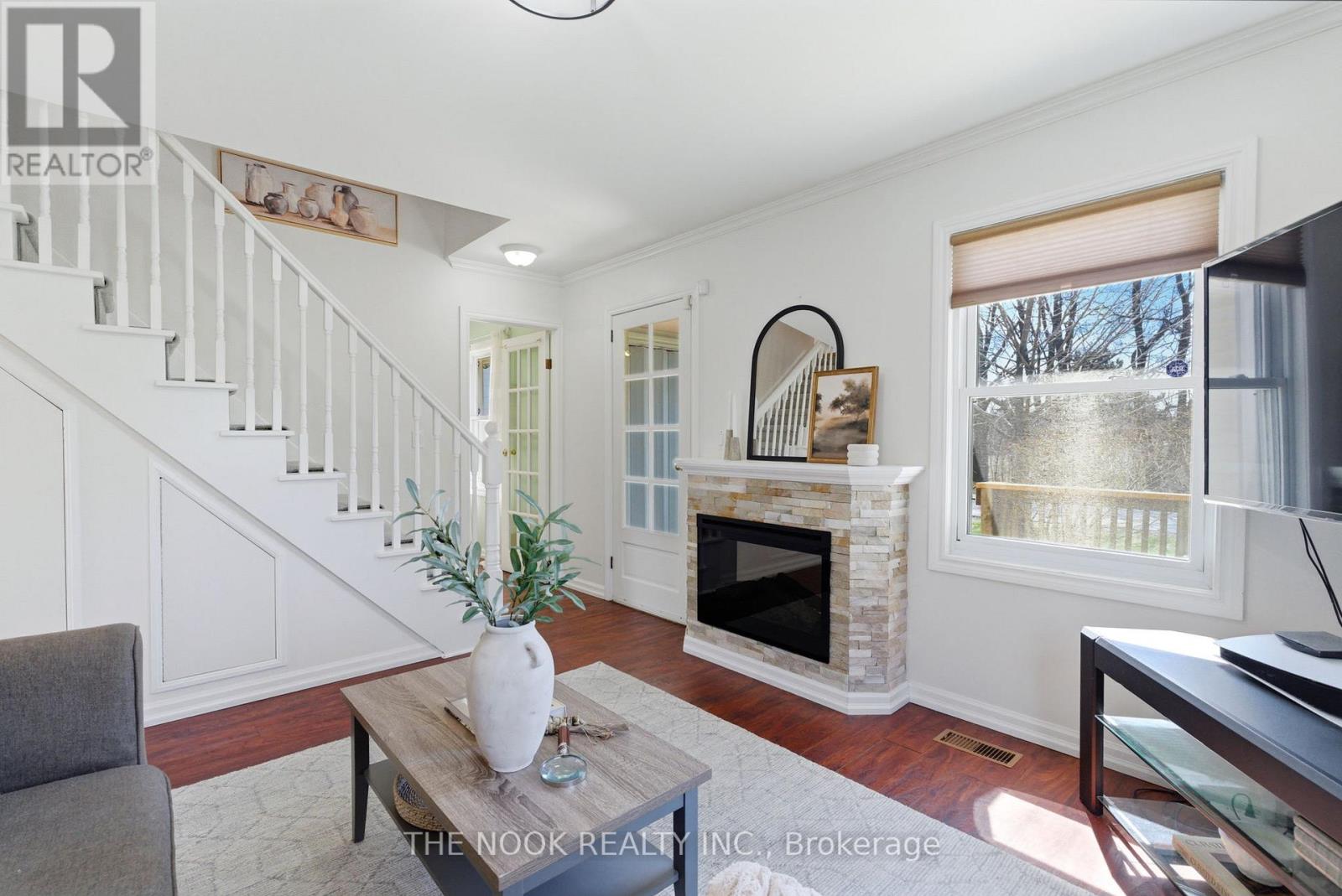 24 BIRCH CRESCENT, Ajax (Central), Ontario, L1S1X5 — Photo 9