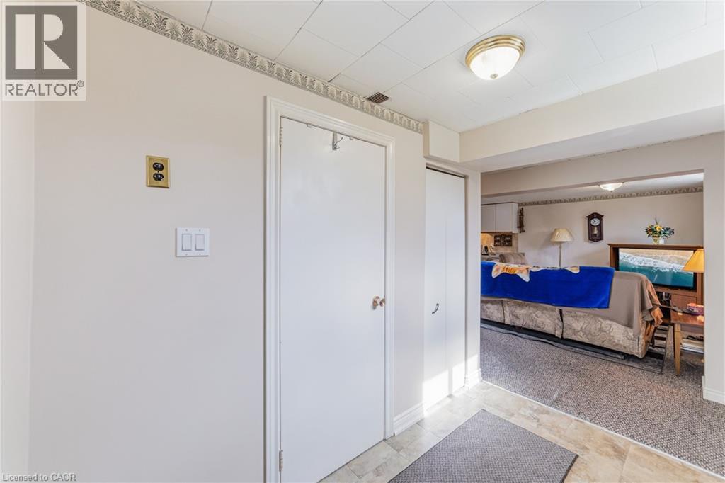 31 LEDUC Street W, Hamilton, Ontario, L8T4S3 — Photo 30