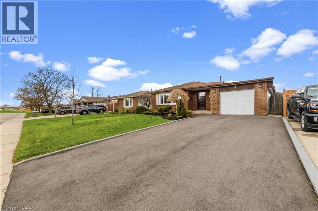 31 LEDUC Street W, Hamilton, Ontario, L8T4S3 — Photo 4