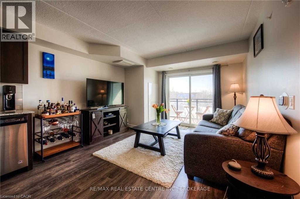 25 KAY Crescent Unit# 210, Guelph, Ontario, N1L0P2 — Photo 17