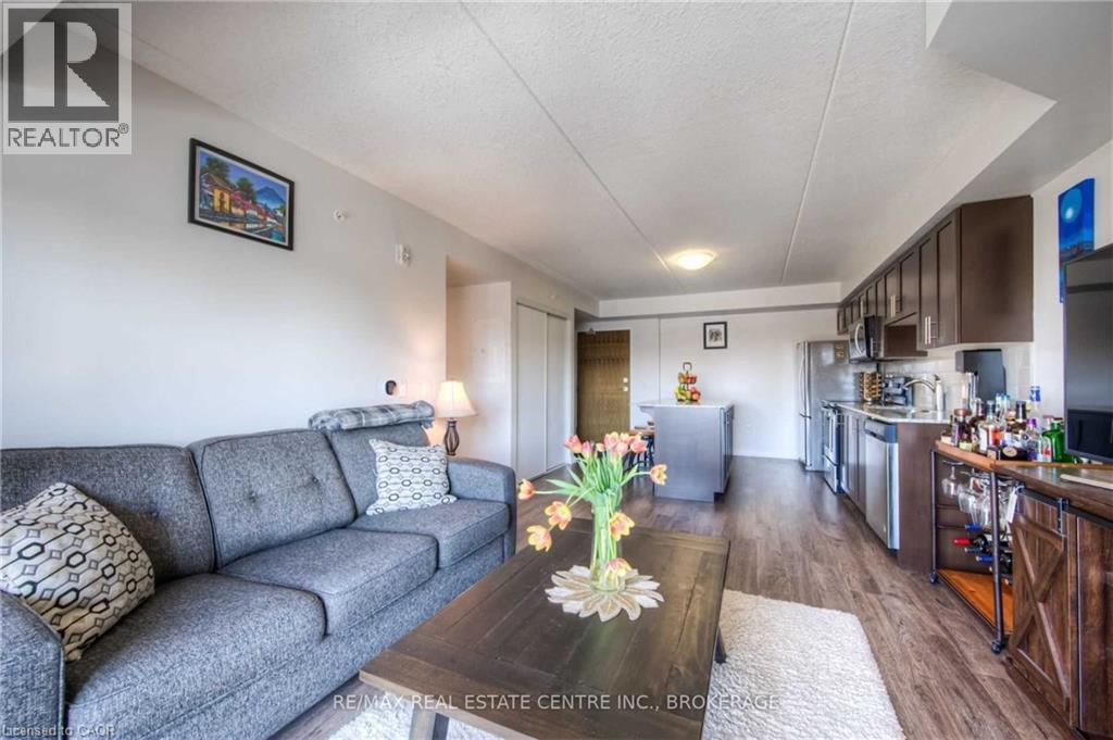 25 KAY Crescent Unit# 210, Guelph, Ontario, N1L0P2 — Photo 20