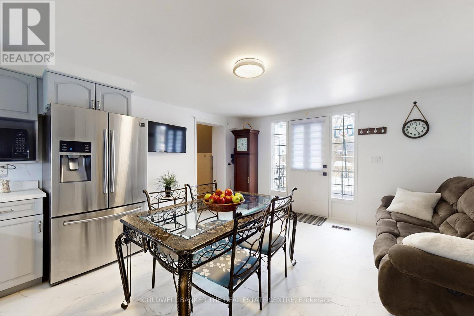 8352 MAIN LISLE STREET, Adjala-Tosorontio (Lisle), Ontario, L0M1M0 — Photo 4