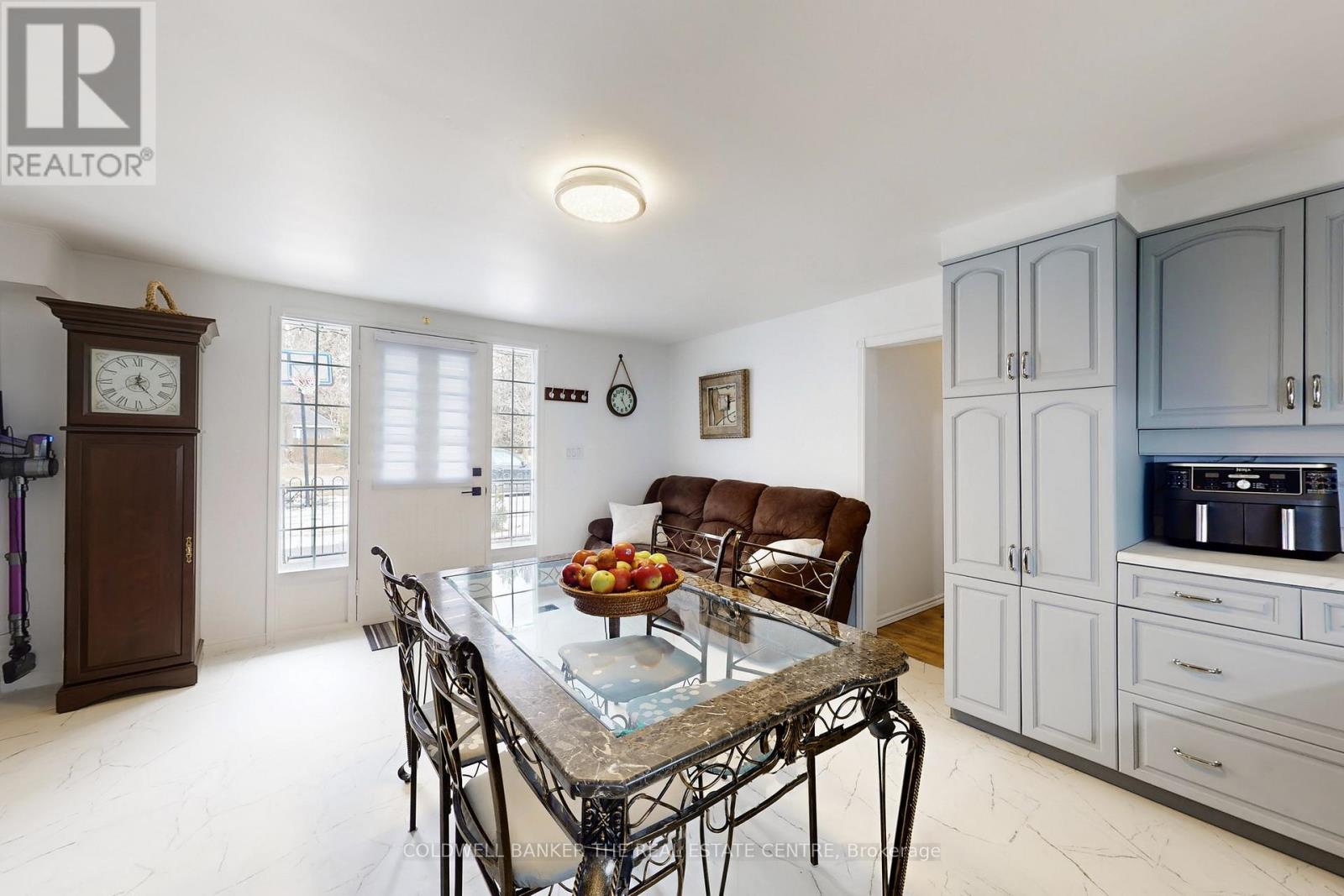 8352 MAIN LISLE STREET, Adjala-Tosorontio (Lisle), Ontario, L0M1M0 — Photo 5