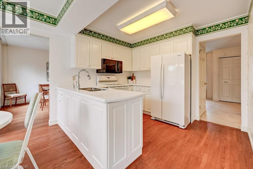 285 MAGNOLIA Place, Waterloo, Ontario, N2V2A3 — Photo 14