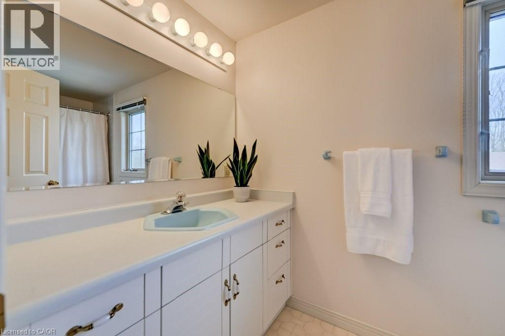 285 MAGNOLIA Place, Waterloo, Ontario, N2V2A3 — Photo 33