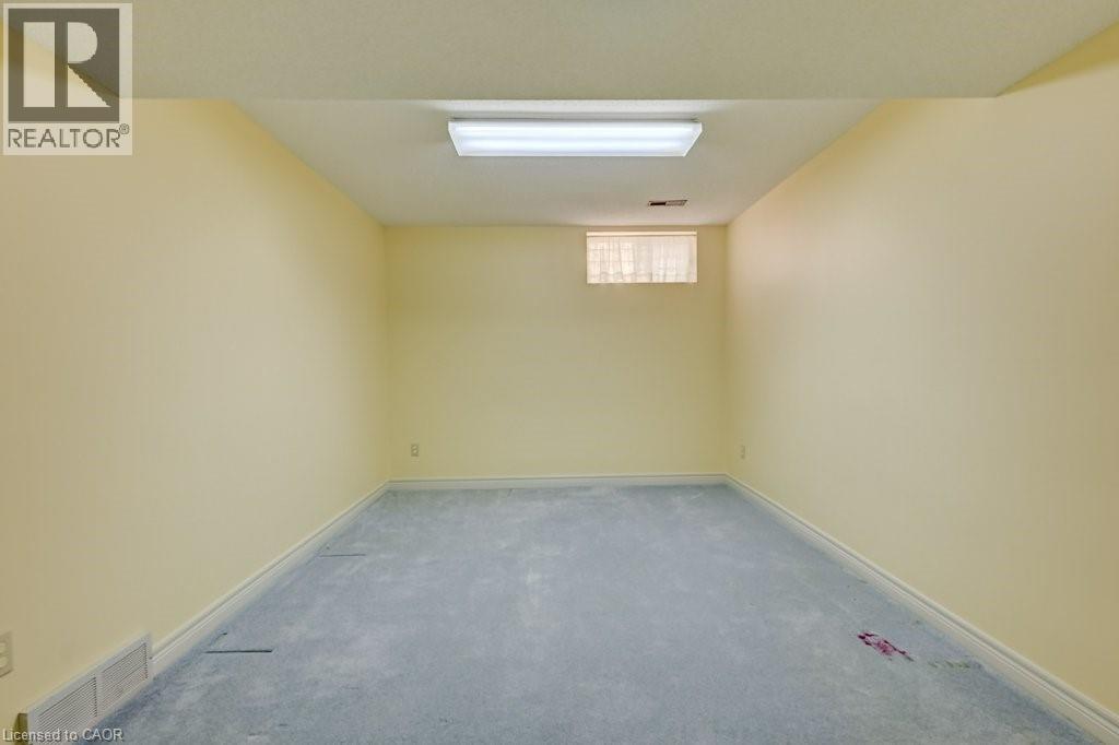 285 MAGNOLIA Place, Waterloo, Ontario, N2V2A3 — Photo 36