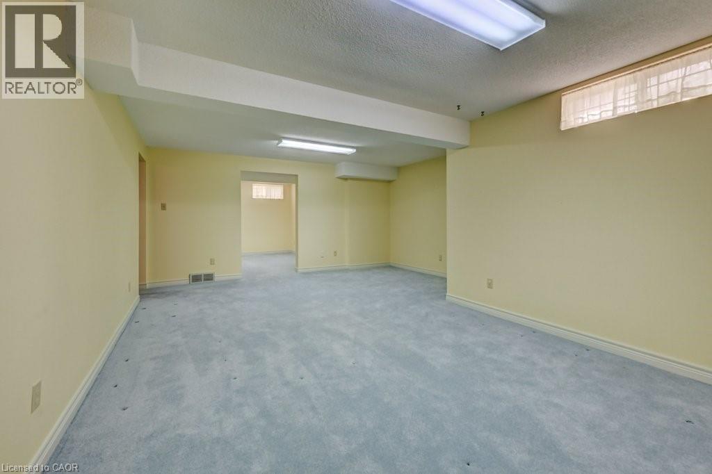 285 MAGNOLIA Place, Waterloo, Ontario, N2V2A3 — Photo 37