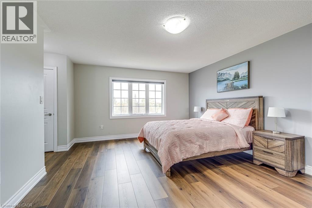 99 MCKNIGHT Avenue, Waterdown, Ontario, L8B0T8 — Photo 23