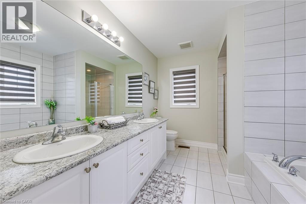 99 MCKNIGHT Avenue, Waterdown, Ontario, L8B0T8 — Photo 25