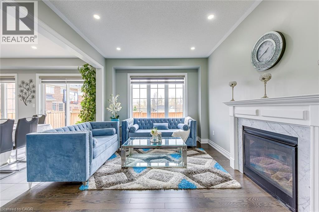 99 MCKNIGHT Avenue, Waterdown, Ontario, L8B0T8 — Photo 7