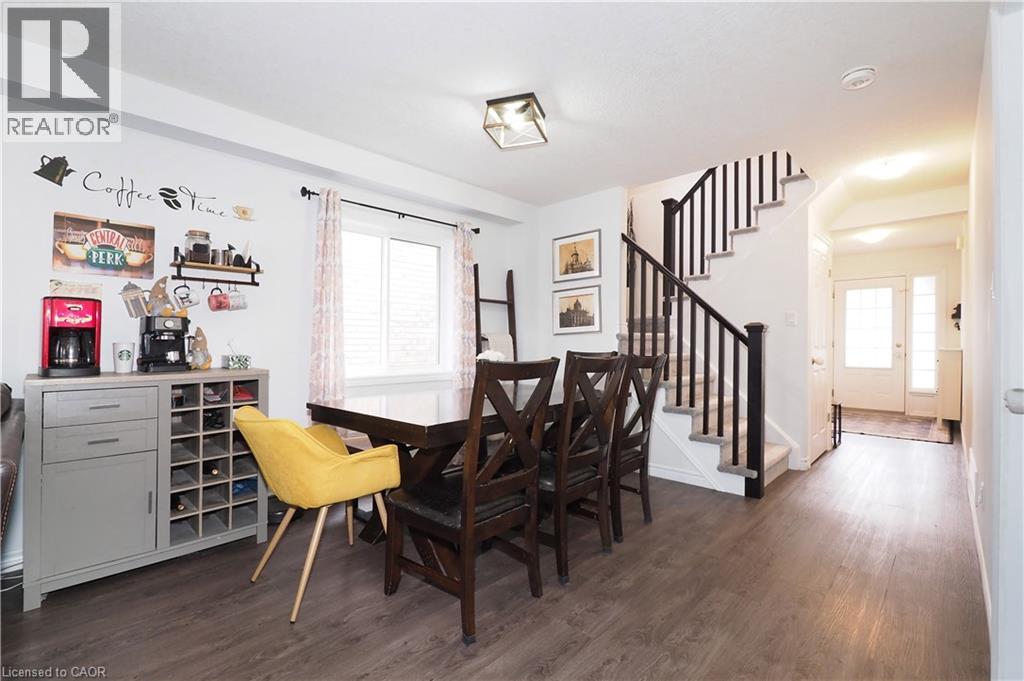 27 GLEASON Crescent, Kitchener, Ontario, N2M0B7 — Photo 10