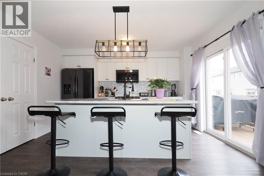 27 GLEASON Crescent, Kitchener, Ontario, N2M0B7 — Photo 12