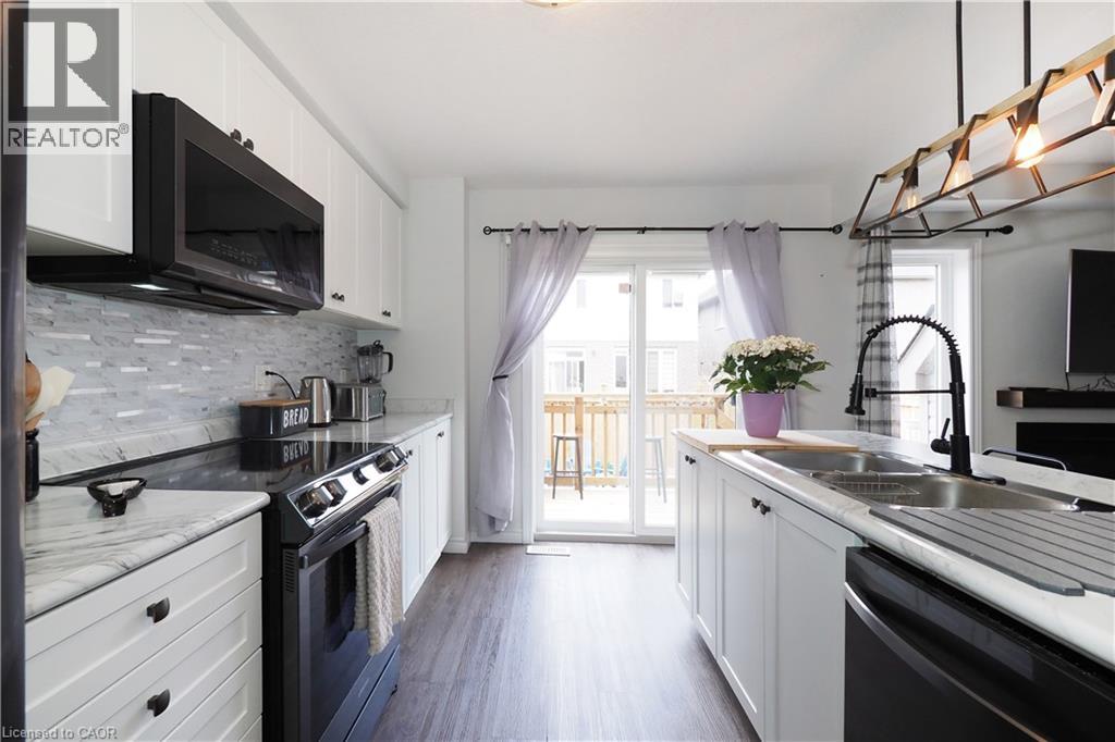 27 GLEASON Crescent, Kitchener, Ontario, N2M0B7 — Photo 17