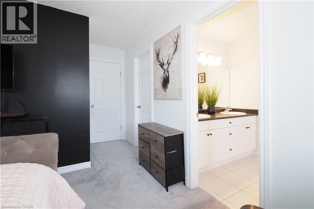 27 GLEASON Crescent, Kitchener, Ontario, N2M0B7 — Photo 22