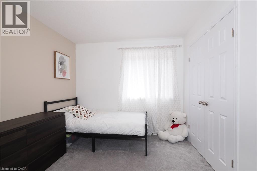 27 GLEASON Crescent, Kitchener, Ontario, N2M0B7 — Photo 30