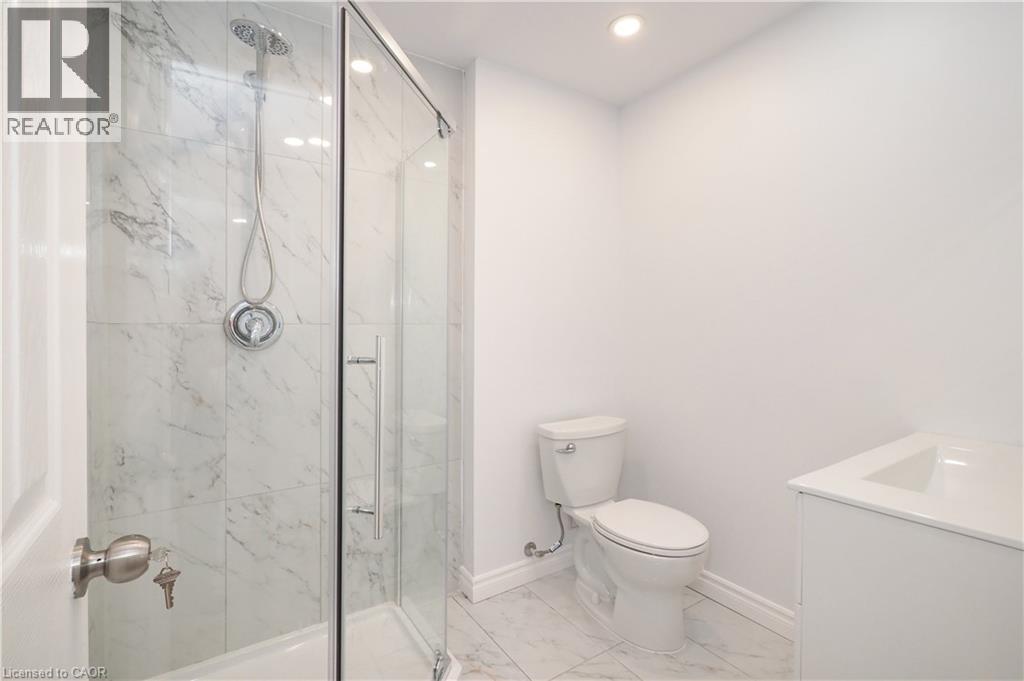 27 GLEASON Crescent, Kitchener, Ontario, N2M0B7 — Photo 39