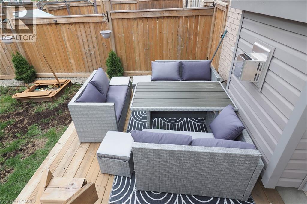 27 GLEASON Crescent, Kitchener, Ontario, N2M0B7 — Photo 42